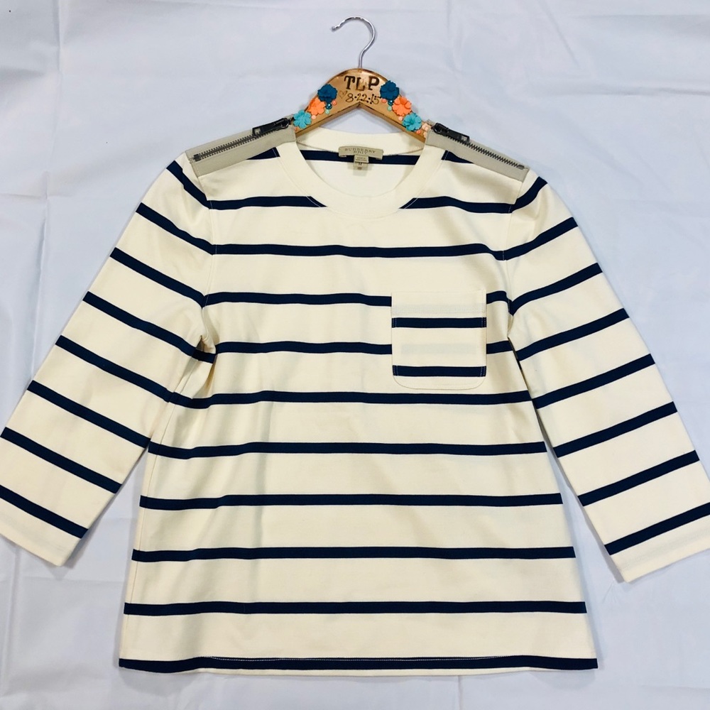 BURBERRY 3/4 Sleeve Top - Picture 2 of 3